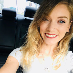 Meet your Posher, Hayley